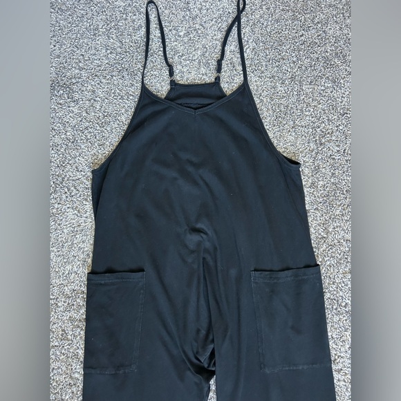 100% Cotton Black Drop Crotch Onesie Jumper labeled size medium - Picture 2 of 10